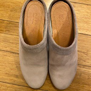 Hopp Studios Lilac Nubuck Collared Mules